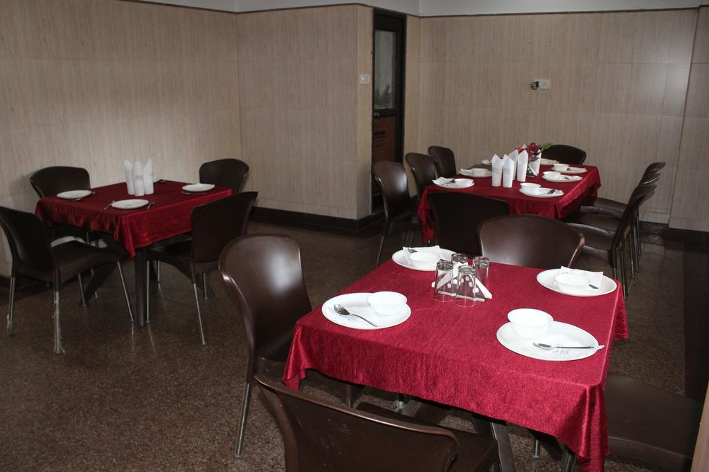 Hotel Aananda Haridwar Ngoại thất bức ảnh