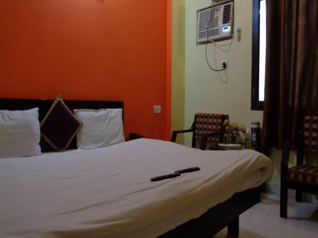Hotel Aananda Haridwar Ngoại thất bức ảnh